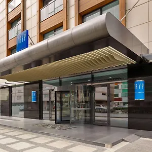 Tryp By Wyndham Topkapi Otel